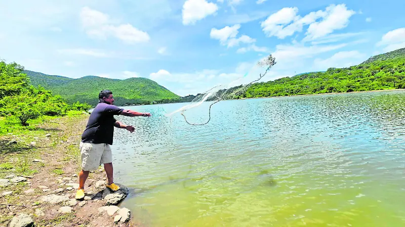 La tradición sigue en el agua